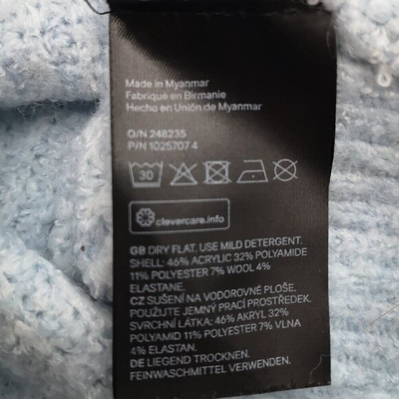 Divided H & M Ladies Size Medium Button Front Crop Light Blue Sweater - Picture 4 of 12